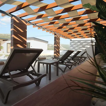 Villa Golden View Sauna & *