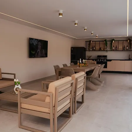 Golden View Sauna & Villa Blagaj